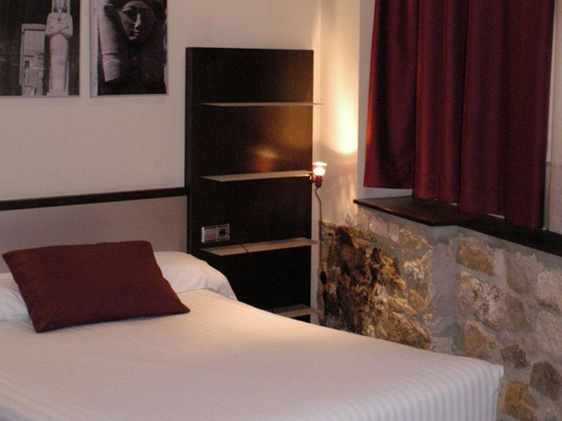 ברצלונה Aparthotel Allada 3* מראה חיצוני תמונה
