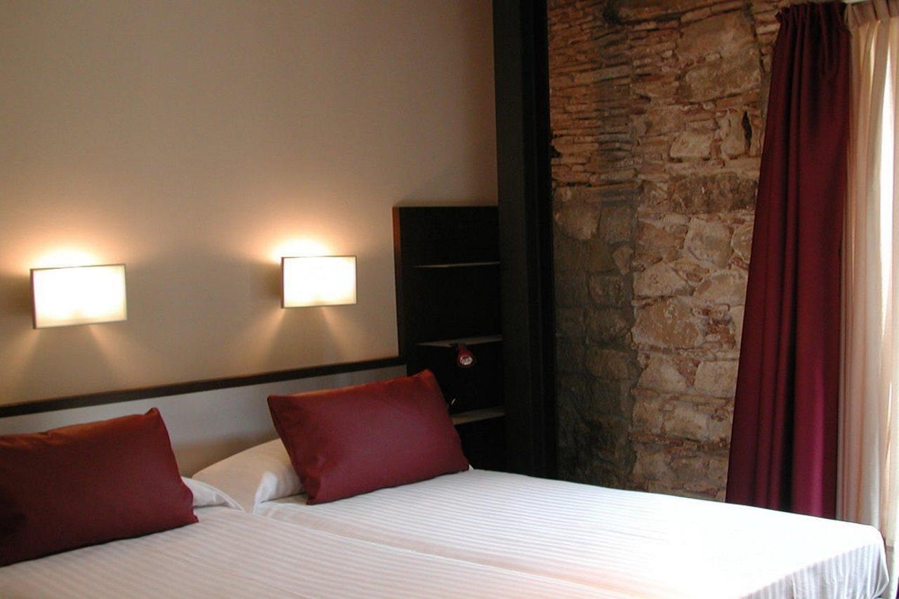 ברצלונה Aparthotel Allada 3* מראה חיצוני תמונה