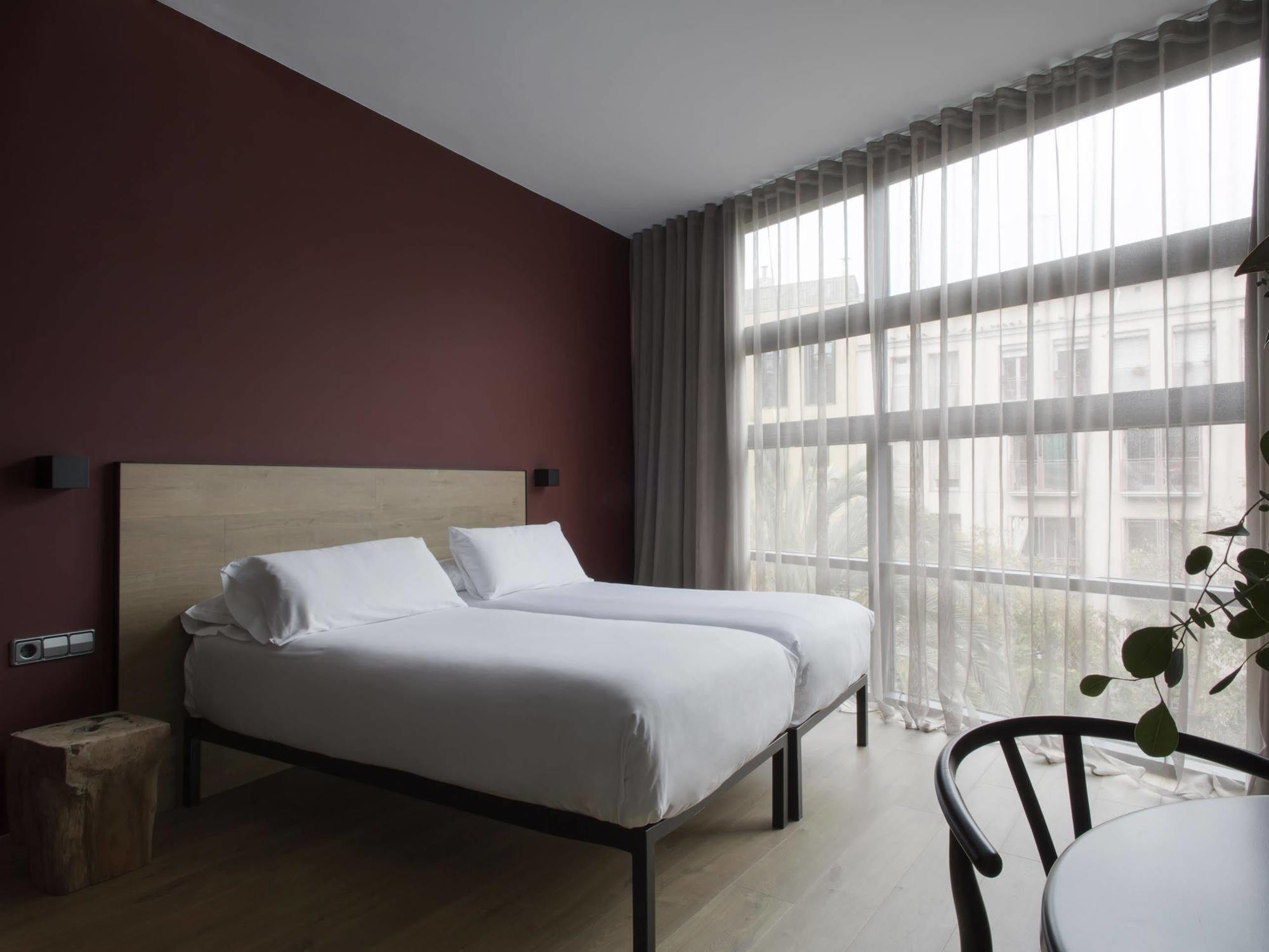 ברצלונה Aparthotel Allada 3* מראה חיצוני תמונה